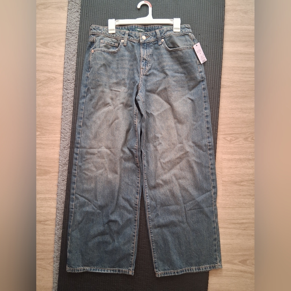 NWTS Classic Low-Rise Straight Leg Jeans  Light Blue Size 10